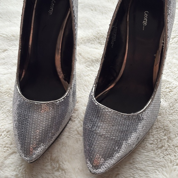 George Silver Sequin Heels Size 7 - Picture 5 of 9